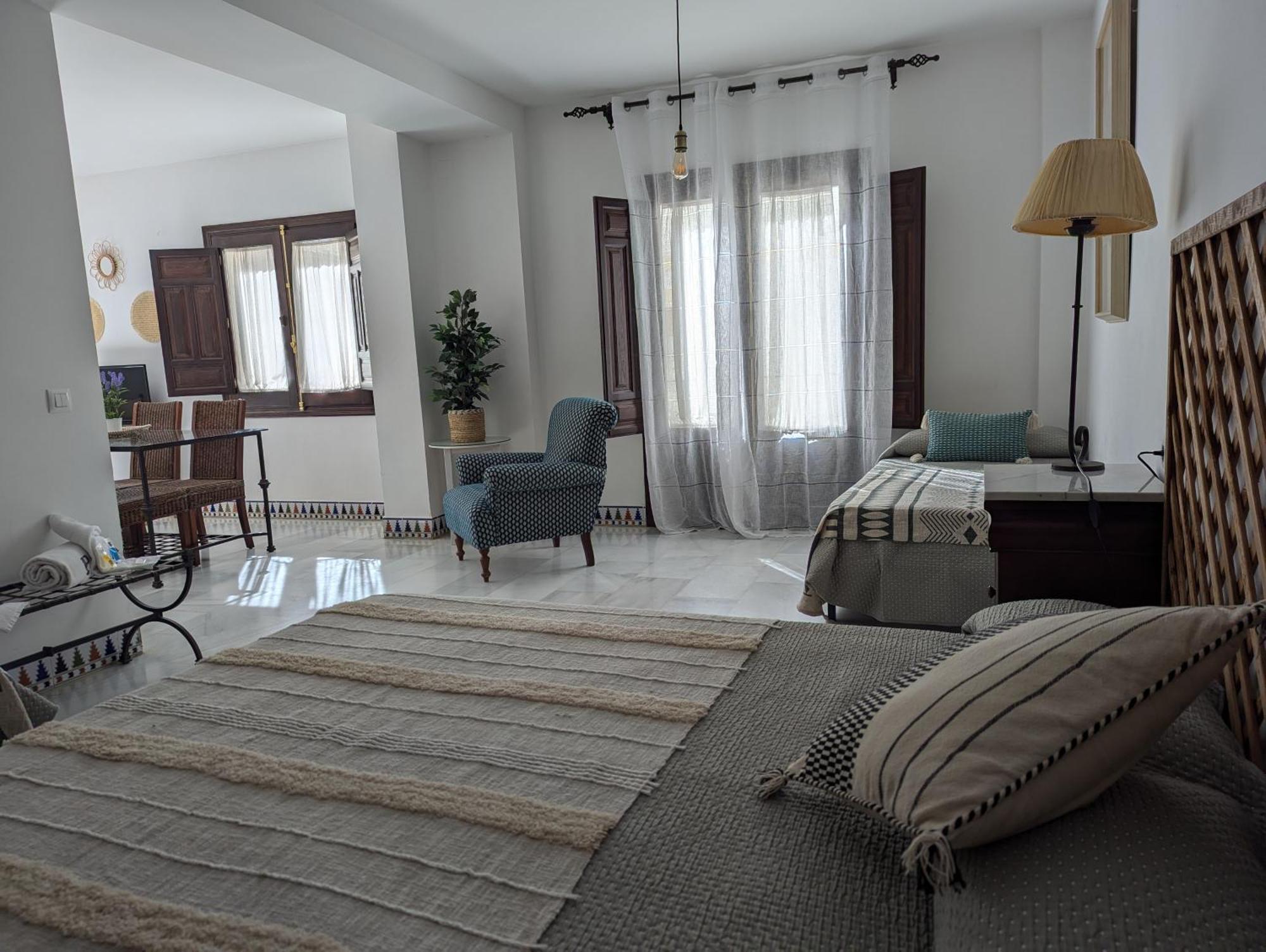 Apartamentos Plaza Córdoba Exteriör bild