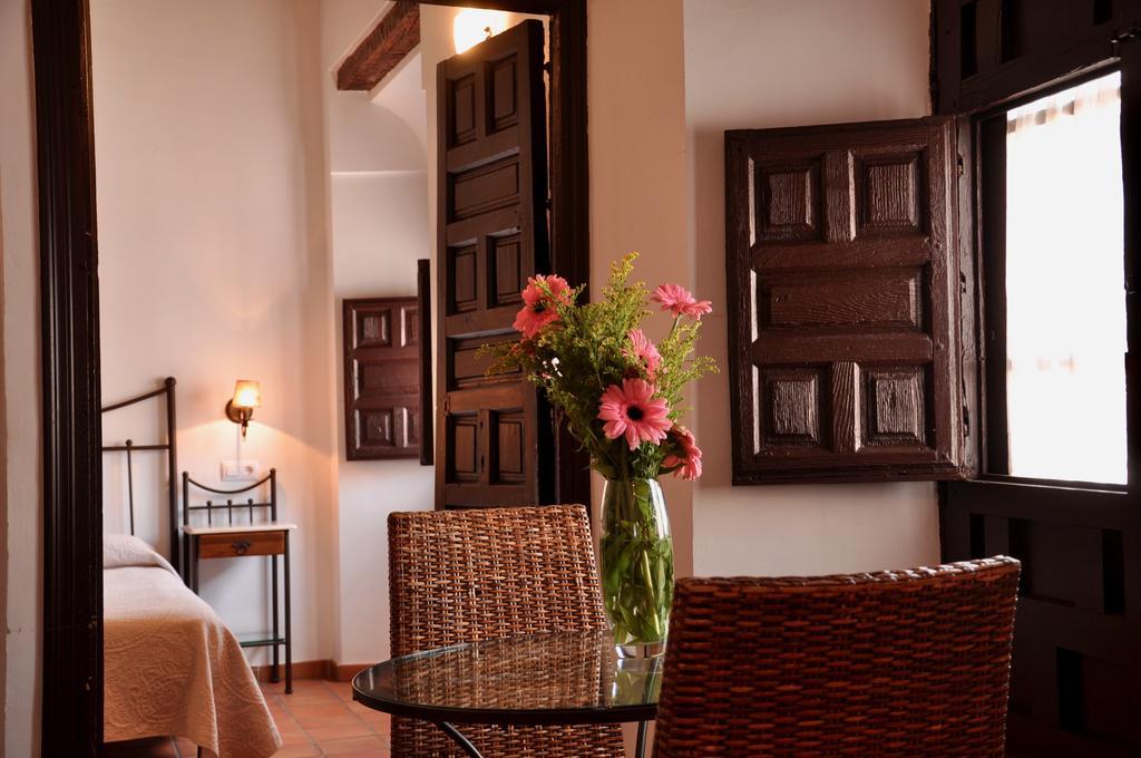Apartamentos Plaza Córdoba Exteriör bild