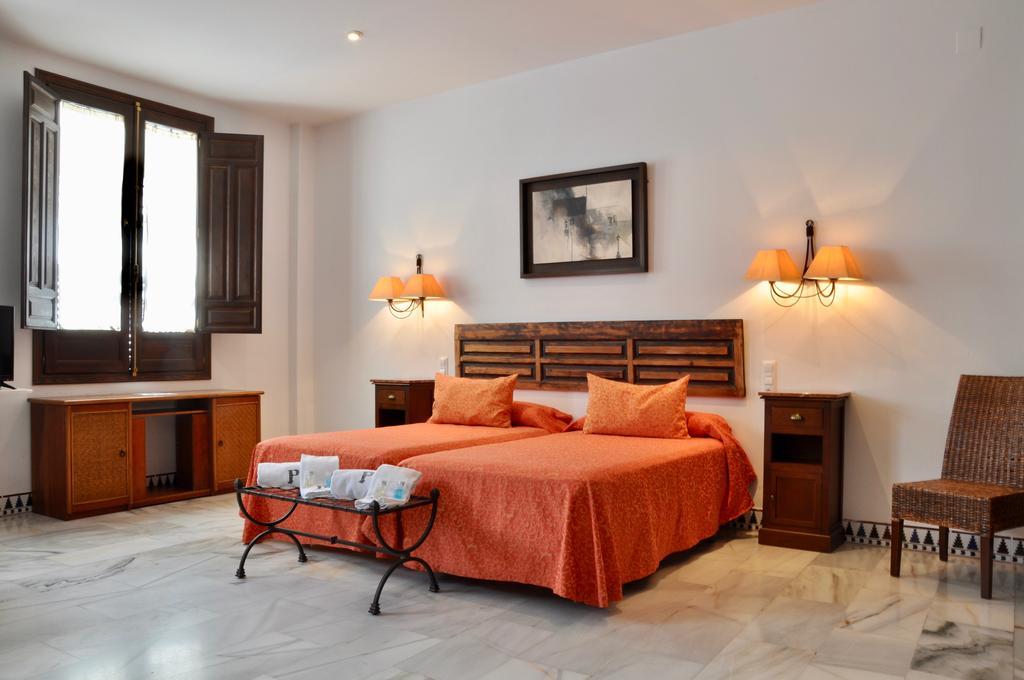 Apartamentos Plaza Córdoba Exteriör bild