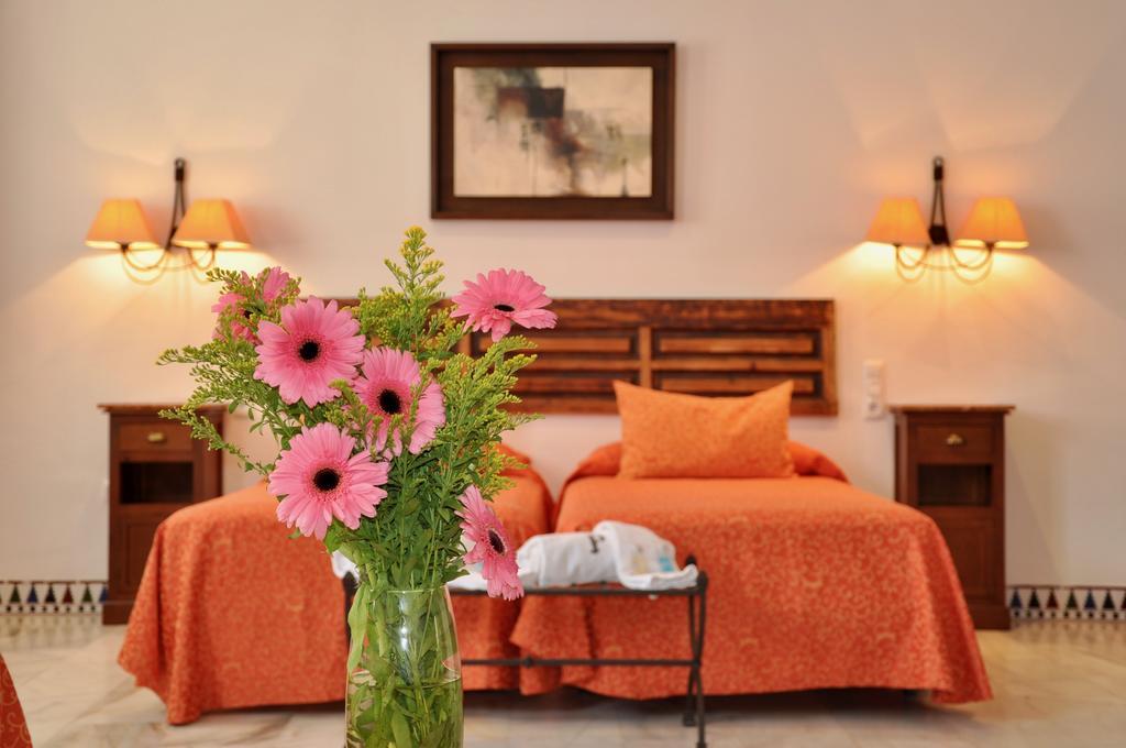 Apartamentos Plaza Córdoba Exteriör bild